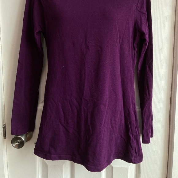 SWS PURPLE TURTLE NECK TOP -Size Small - Picture 4 of 4